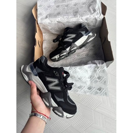 New Balance 9060 Siyah